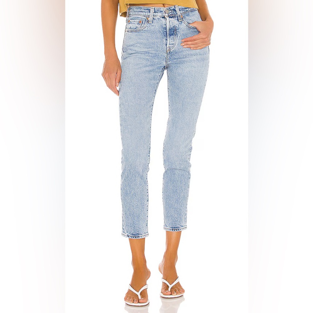 Levi’s Wedgie Icon in Tango Light